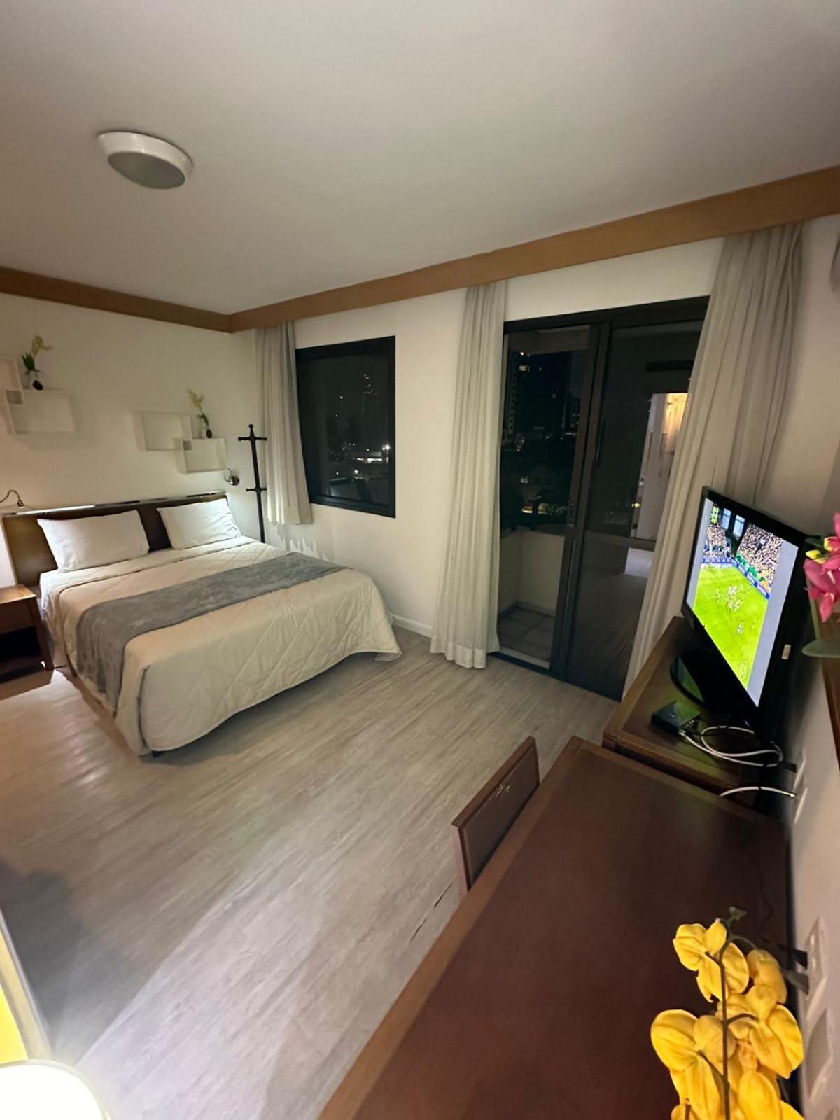 Studio Living Faria Lima Apartment เซาเปาโล ภายนอก รูปภาพ