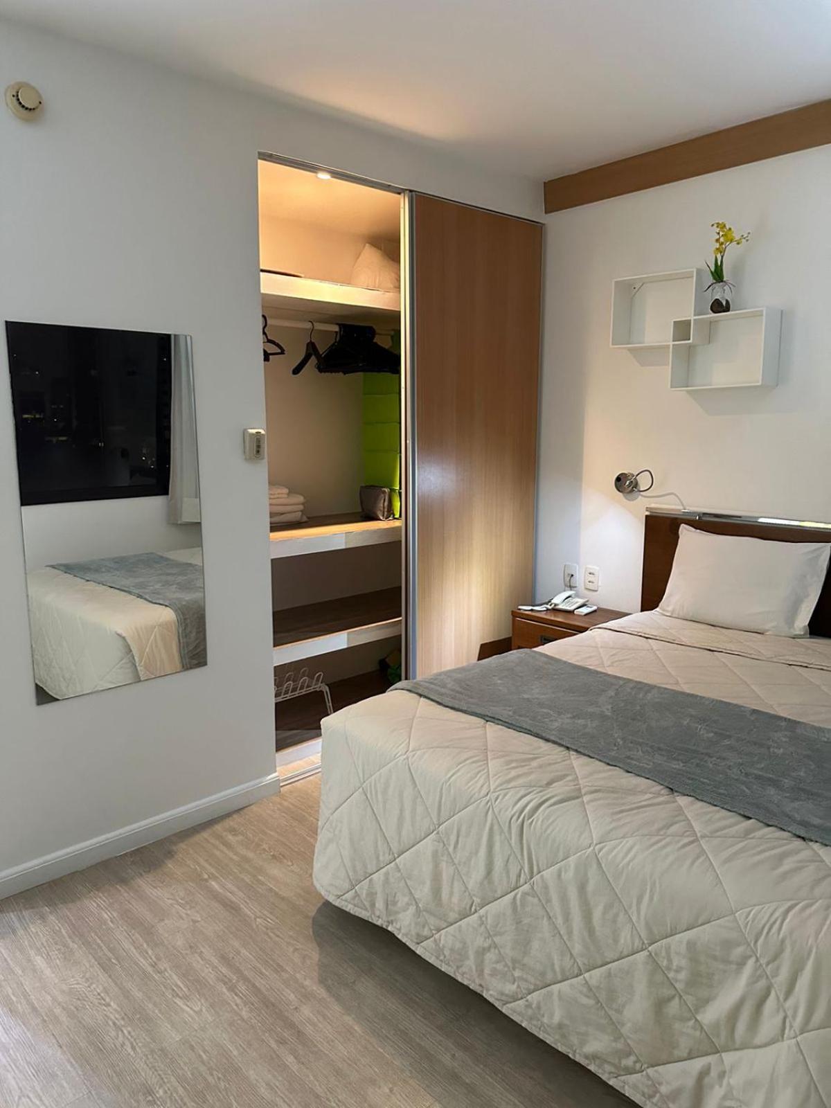 Studio Living Faria Lima Apartment เซาเปาโล ภายนอก รูปภาพ